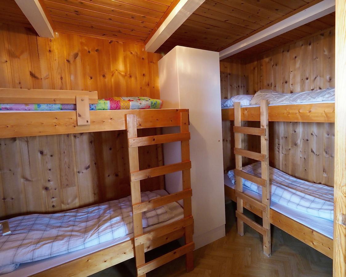 Toftenes Sjohuscamping Alsvag Bagian luar foto