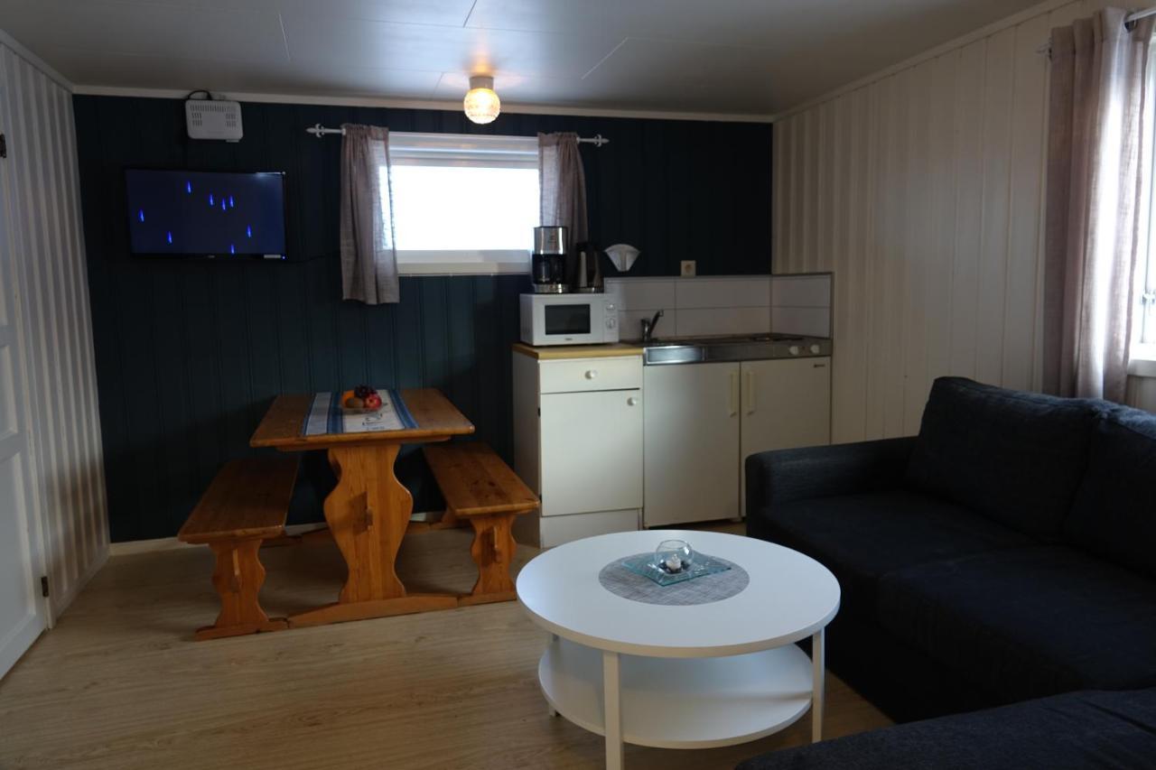 Toftenes Sjohuscamping Alsvag Bagian luar foto